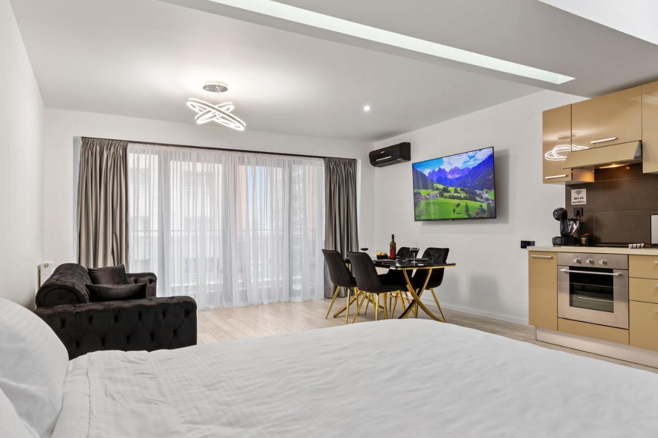 Central Deluxe By Rh Living Bukarest Exterior foto