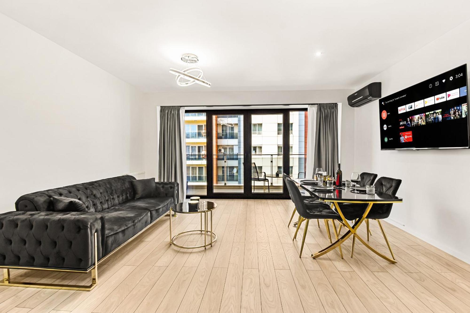 Central Deluxe By Rh Living Bukarest Exterior foto